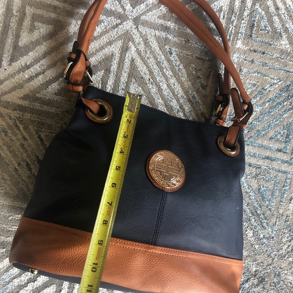 Hand bag - Picture 8 of 9